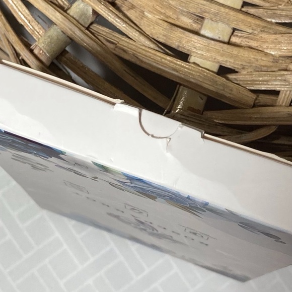 Roseparrot Pastel Peony Phone Case and Butterfly Ring Holder - Picture 8 of 9